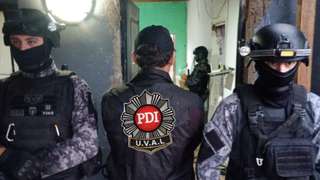 Dos menores armados y con cocaína: allanamientos tras una balacera en Villa Gobernador Gálvez