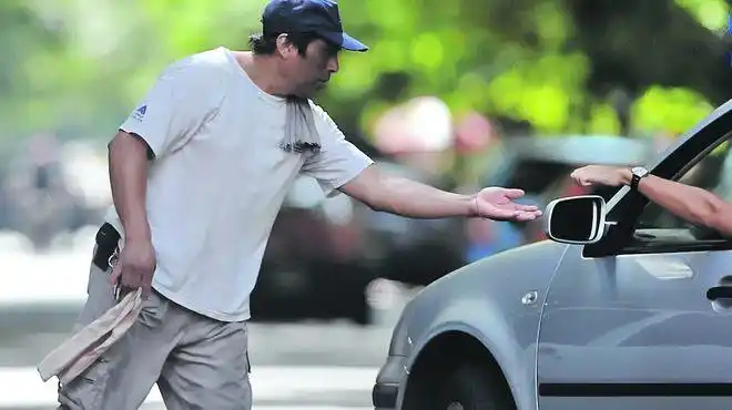 Interna caliente en Bahía Blanca: El polémico proyecto de los “trapitos” que encendió las redes